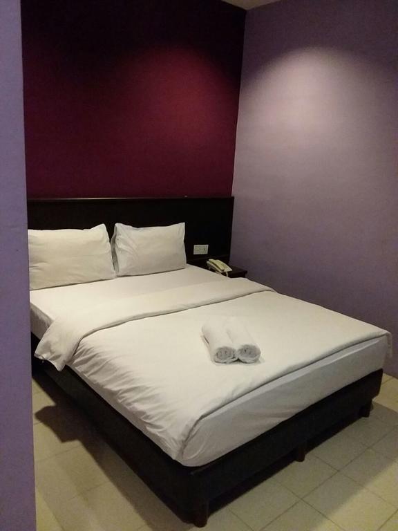 Bary Inn, Klia & Klia2 - 24 Hours Free Airport Pick-Up Sepang Exterior foto