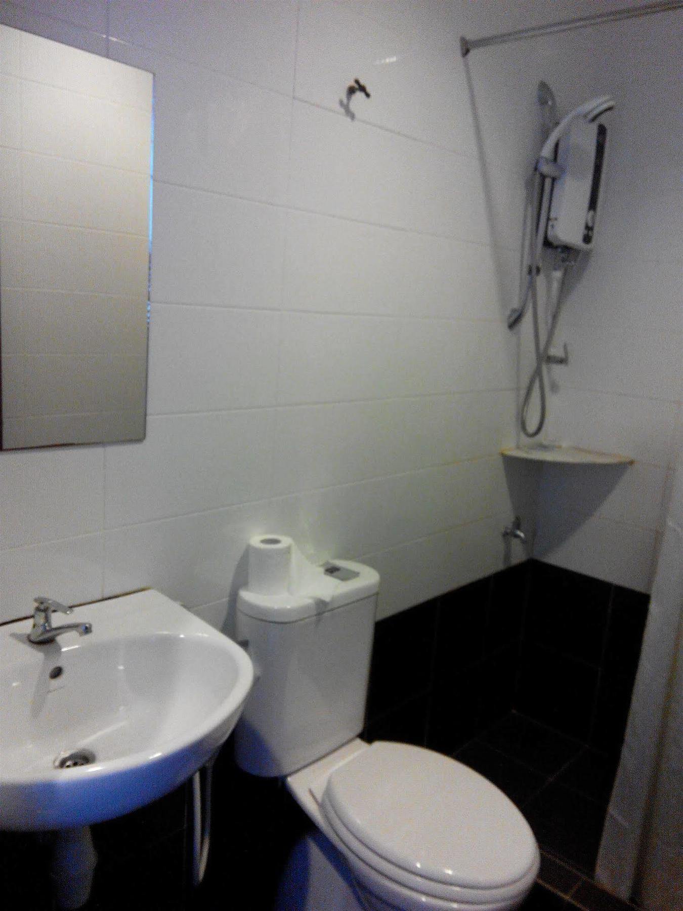 Bary Inn, Klia & Klia2 - 24 Hours Free Airport Pick-Up Sepang Exterior foto