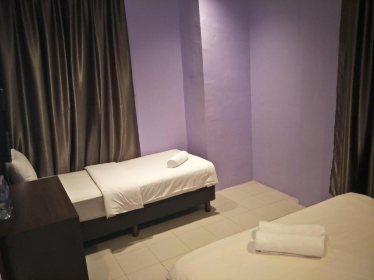 Bary Inn, Klia & Klia2 - 24 Hours Free Airport Pick-Up Sepang Exterior foto